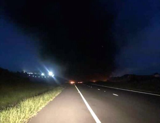 n2 umgababa closed by protesters