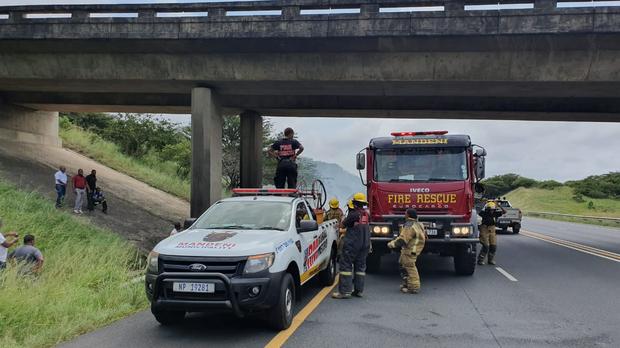 car crash and burns on n2