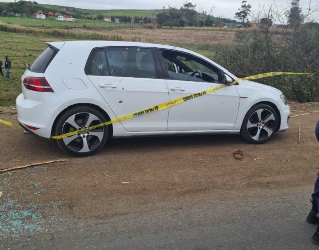 KZN taxi boss gunned down, pupils wounded in shooting
